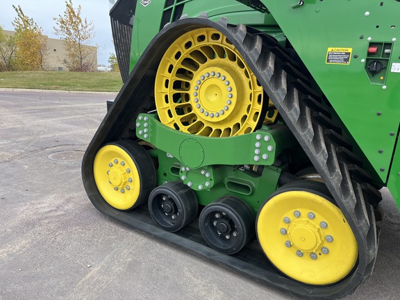 2024 John Deere 9RX 640 Tractor Rubber Track