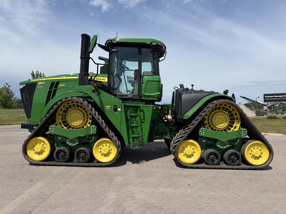 2024 John Deere 9RX 640 Tractor Rubber Track