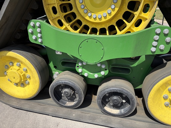 2024 John Deere 9RX 640 Tractor Rubber Track