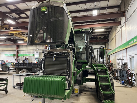 2022 John Deere 8RT 370 Tractor Rubber Track