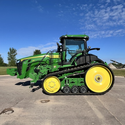 2022 John Deere 8RT 370 Tractor Rubber Track