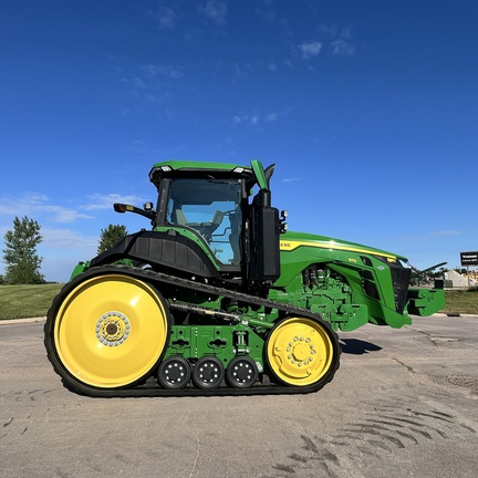 2022 John Deere 8RT 370 Tractor Rubber Track