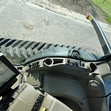 2022 John Deere 8RT 370 Tractor Rubber Track