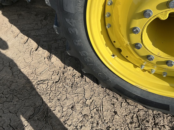 2022 John Deere 8R 340 Tractor
