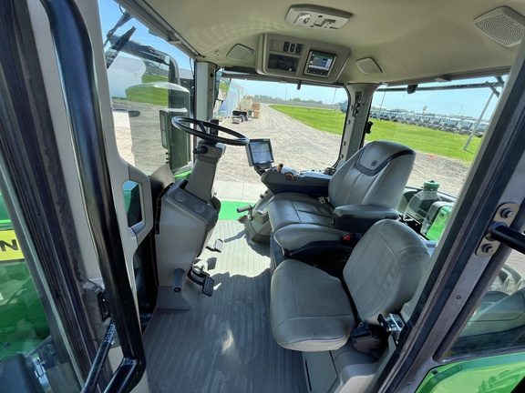 2023 John Deere 9R 490 Tractor 4WD
