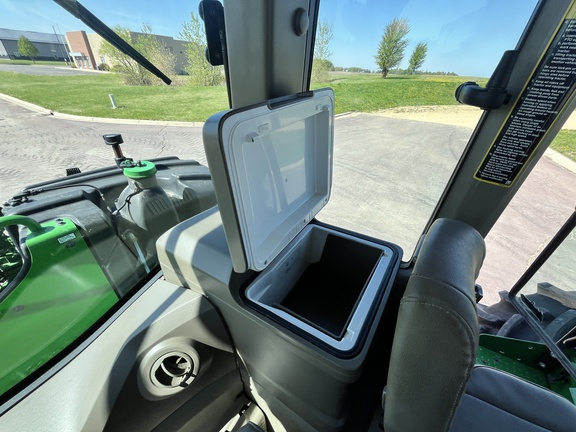 2023 John Deere 9R 490 Tractor 4WD