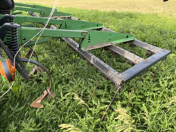 1997 John Deere 980 Field Cultivator