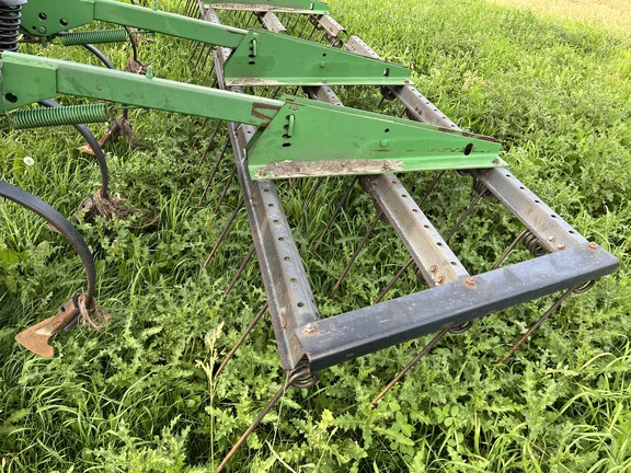 1997 John Deere 980 Field Cultivator