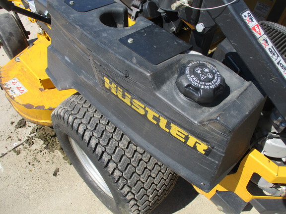 2019 Hustler Excel Hustler X-One 824EFI Mower/Zero Turn