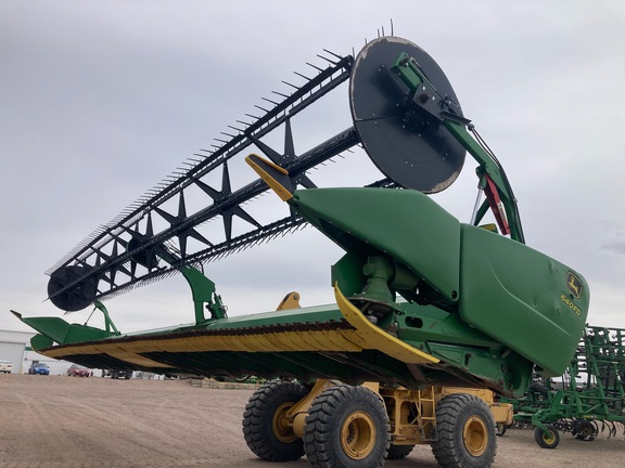 2014 John Deere 640FD Header Combine