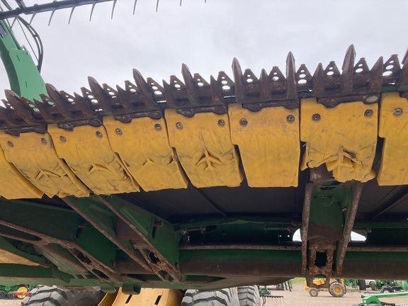 2014 John Deere 640FD Header Combine