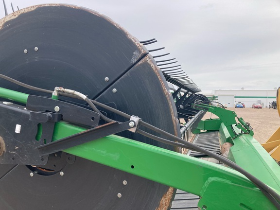 2014 John Deere 640FD Header Combine