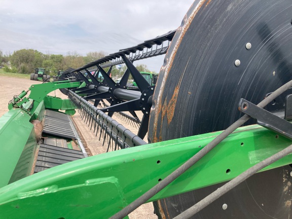 2014 John Deere 640FD Header Combine