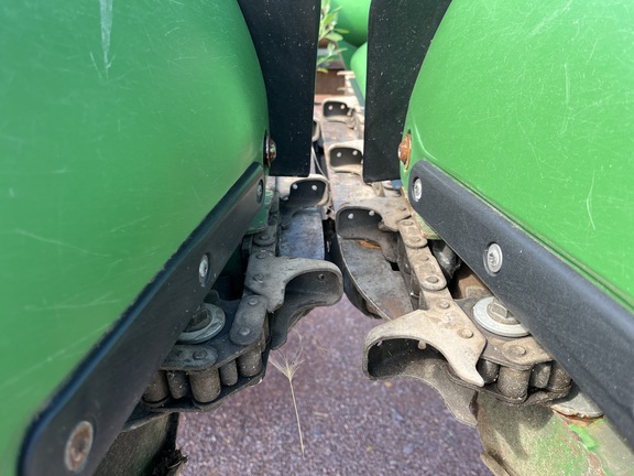 2017 John Deere 612FC Header Corn Head