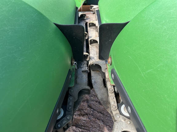 2017 John Deere 612FC Header Corn Head