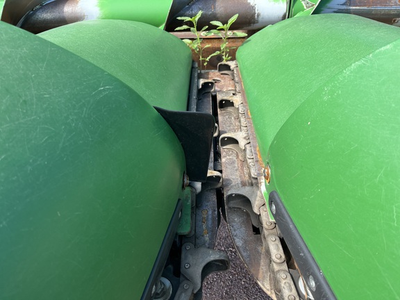2017 John Deere 612FC Header Corn Head