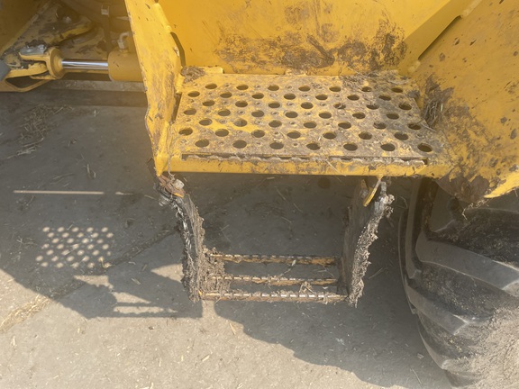 2018 John Deere 324K Compact Utility Loader