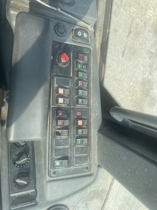 2018 John Deere 324K Compact Utility Loader