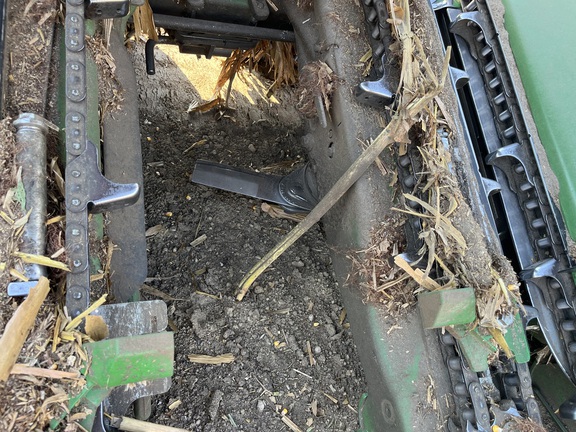 2022 John Deere C16F STALKMASTER Header Corn Head