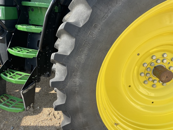 2021 John Deere 8R 250 Tractor