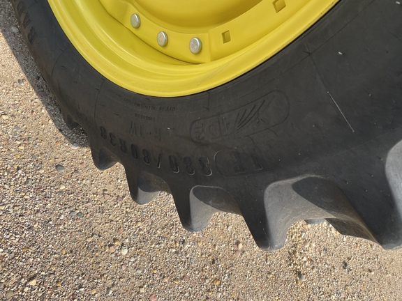 2021 John Deere 8R 250 Tractor