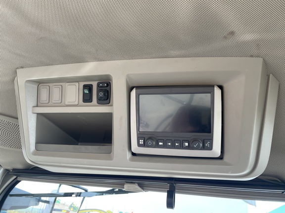 2021 John Deere 8R 250 Tractor