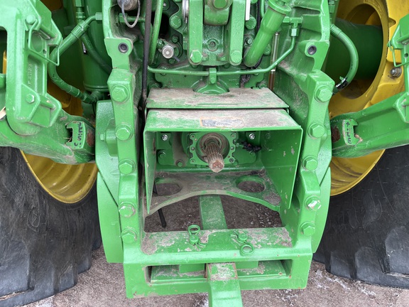 2021 John Deere 8R 250 Tractor