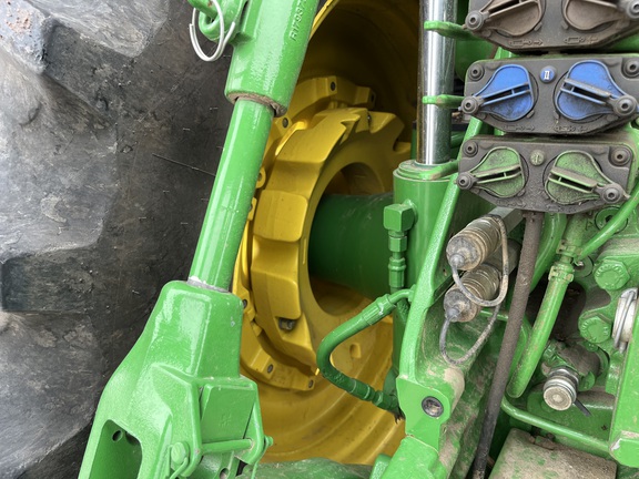 2021 John Deere 8R 250 Tractor