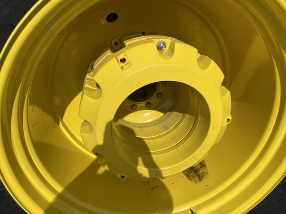 2025 John Deere 9R 590 Tractor 4WD