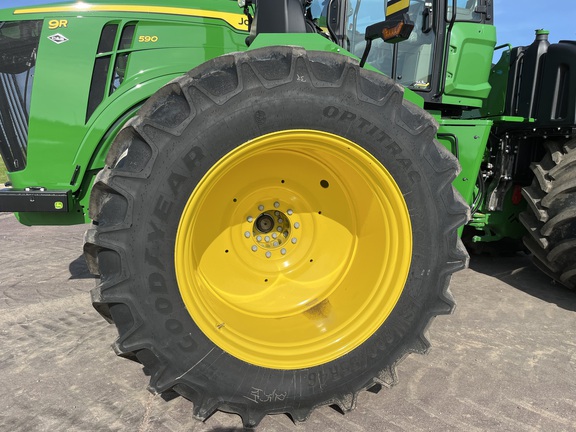 2025 John Deere 9R 590 Tractor 4WD
