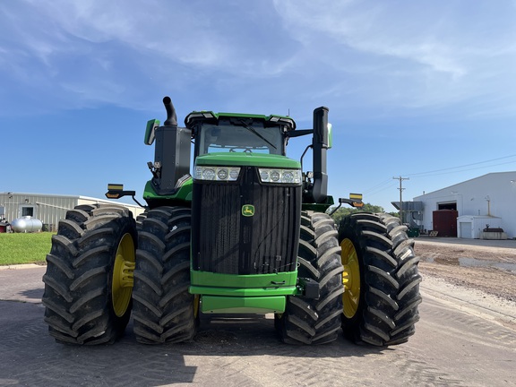 2025 John Deere 9R 590 Tractor 4WD