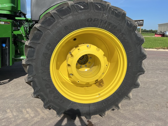 2025 John Deere 9R 590 Tractor 4WD