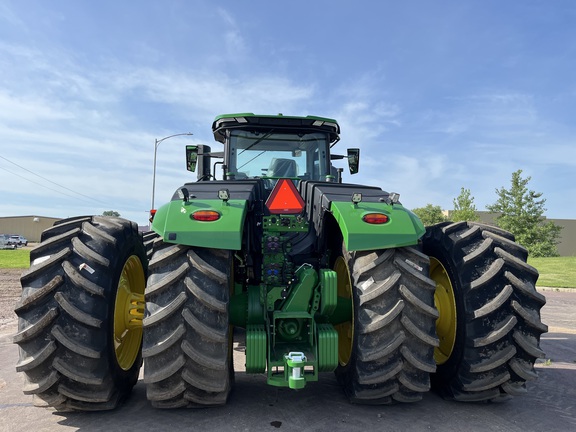 2025 John Deere 9R 590 Tractor 4WD