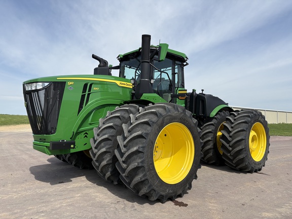 2025 John Deere 9R 590 Tractor 4WD