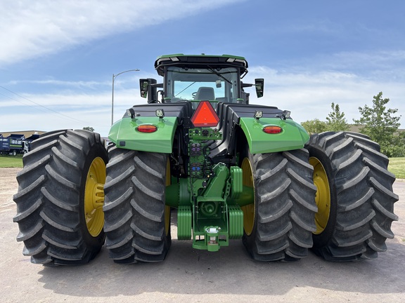 2025 John Deere 9R 590 Tractor 4WD
