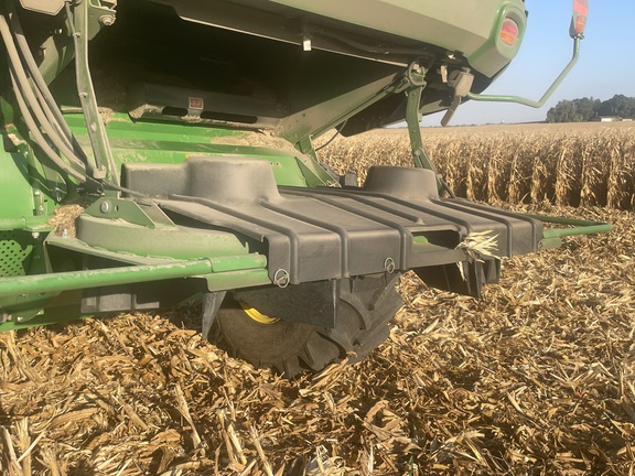 2024 John Deere S780 Combine