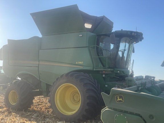 2024 John Deere S780 Combine
