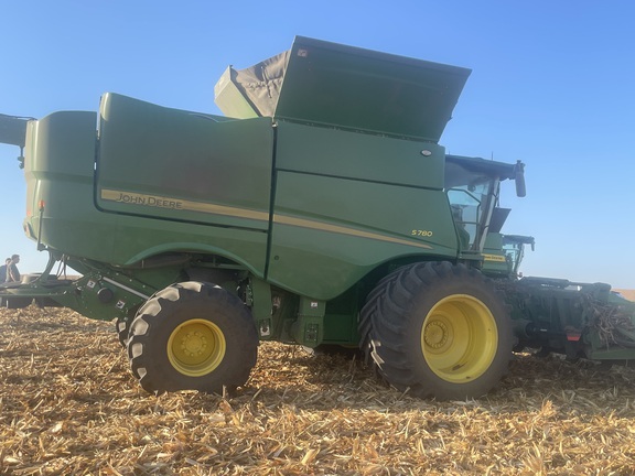 2024 John Deere S780 Combine