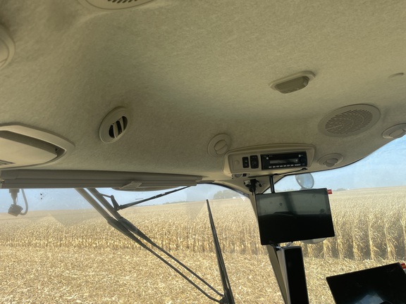 2024 John Deere S780 Combine