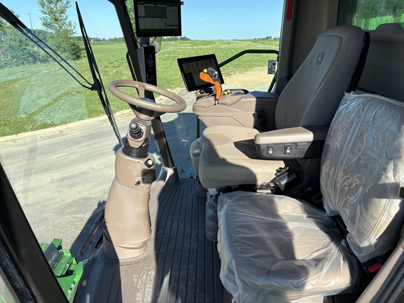 2024 John Deere S780 Combine