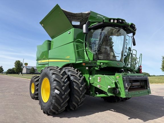 2024 John Deere S780 Combine