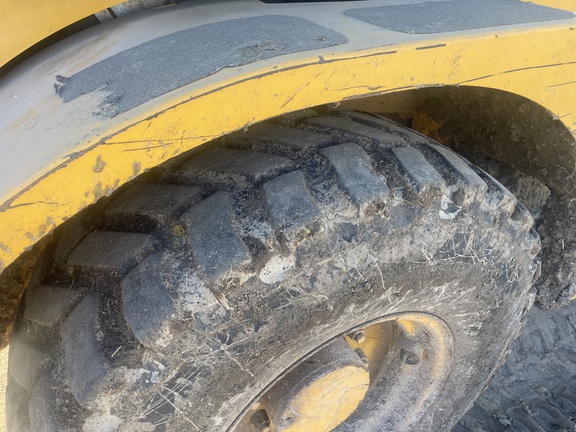 2015 John Deere 244K Compact Utility Loader