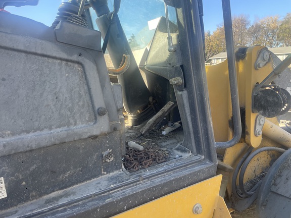 2015 John Deere 244K Compact Utility Loader