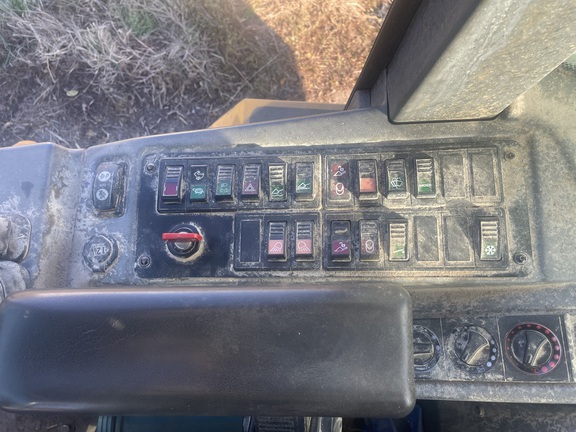 2015 John Deere 244K Compact Utility Loader