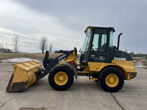 2015 John Deere 244K Compact Utility Loader