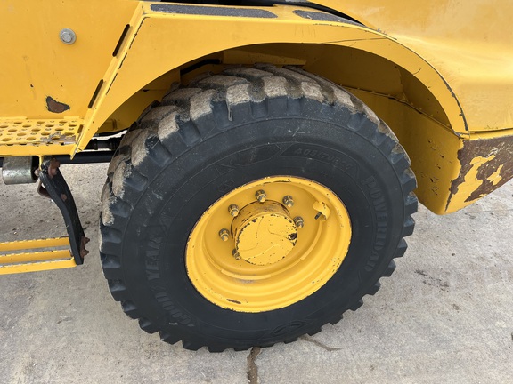 2015 John Deere 244K Compact Utility Loader