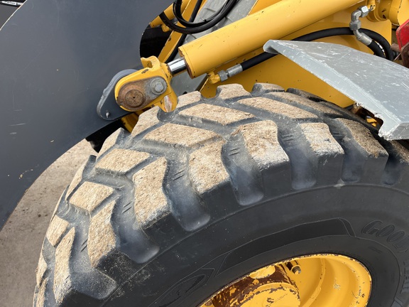 2015 John Deere 244K Compact Utility Loader