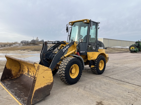 2015 John Deere 244K Compact Utility Loader