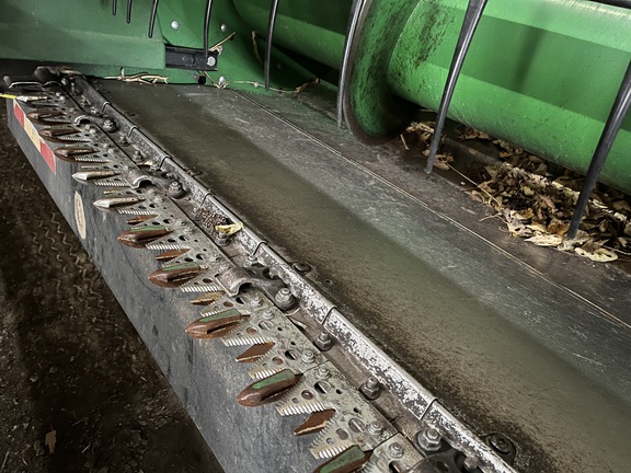 2011 John Deere 635F Header Combine