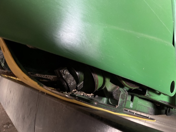 2011 John Deere 635F Header Combine